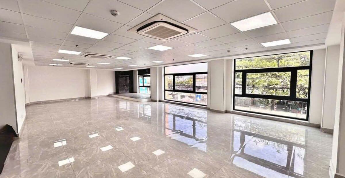 Doanh Nghiệp Nào Phù Hợp Với Văn Phòng Cho Thuê 200m2?